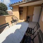 Maison Cosy Avec Rooftop Et Bbq - Roquette