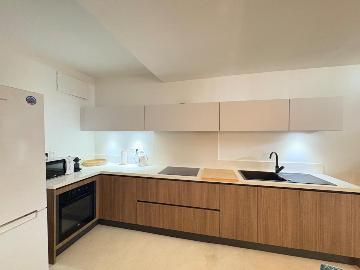 Appartement Maison Cosy Avec Rooftop Et Bbq - Roquette Arles